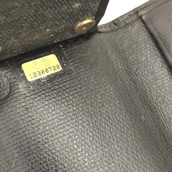 CHANEL Coco Button Leather 6 Ring Key Case Black/7BK0307 - Picture 9 of 9